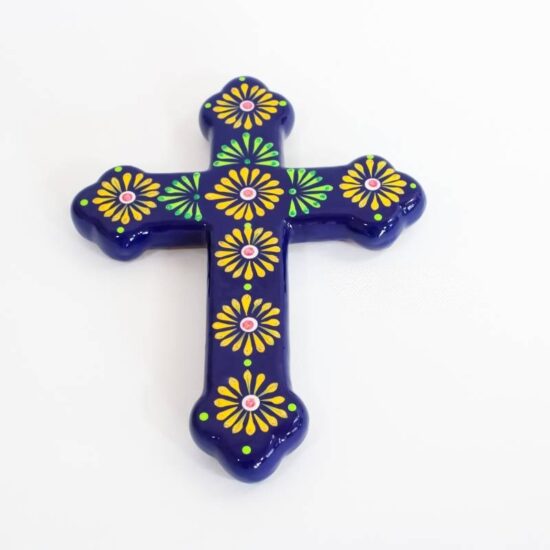 cruces de barro de flores
