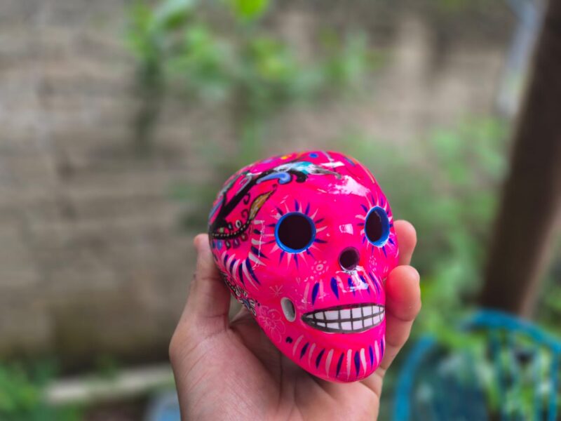 calaveras de barro mexicanas