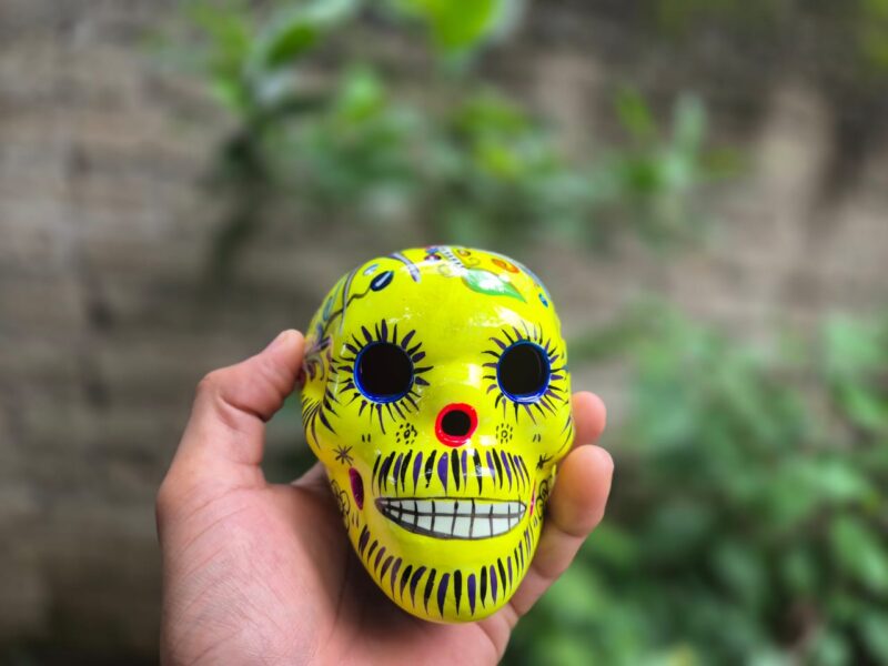 calaveras de barro mexicanas