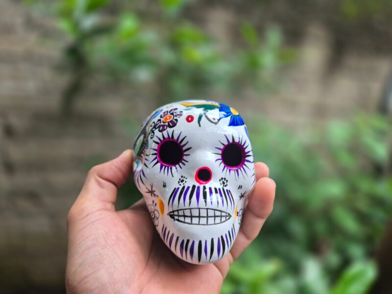 calaveras de barro mexicanas