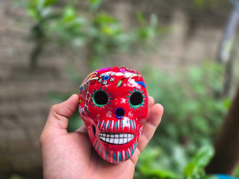 calaveras de barro mexicanas