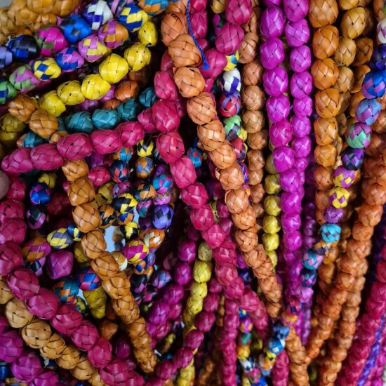 Collares de palma artesanal