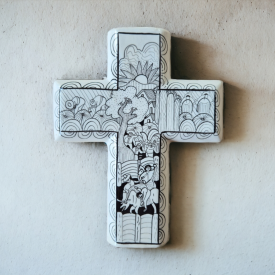 Cruces de barro artesanales