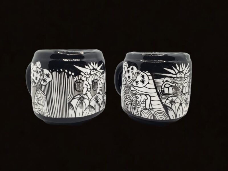 Taza de barro para cafeterías pintada a mano con flores tradicionales mexicanas