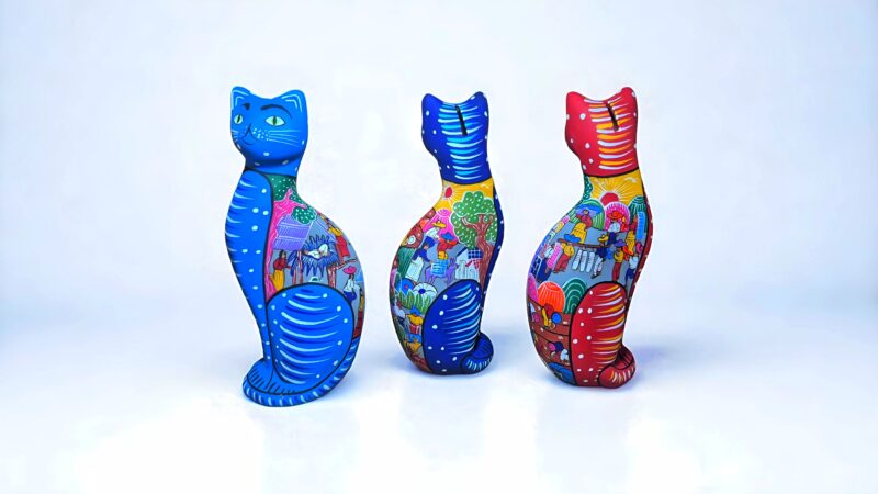 Alcancias de gato pintadas
