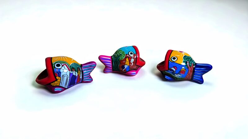 Peces de barro artesanales