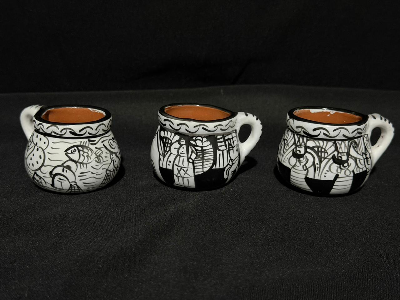 Caballitos de tequila de barro al por mayor | Artesanías Xalitla Caballitos de tequila de barro al por mayor | Artesanías Xalitla