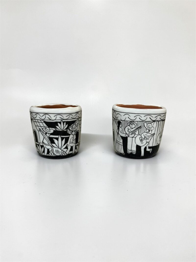 Tequileros de barro pintados a mano mayoreo